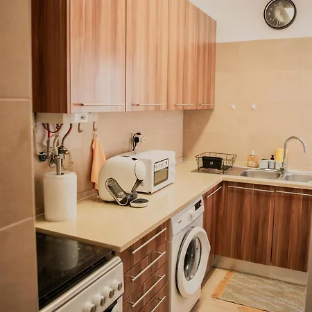 1 Bedroom In Portimao, Da Rocha Апартаменты *